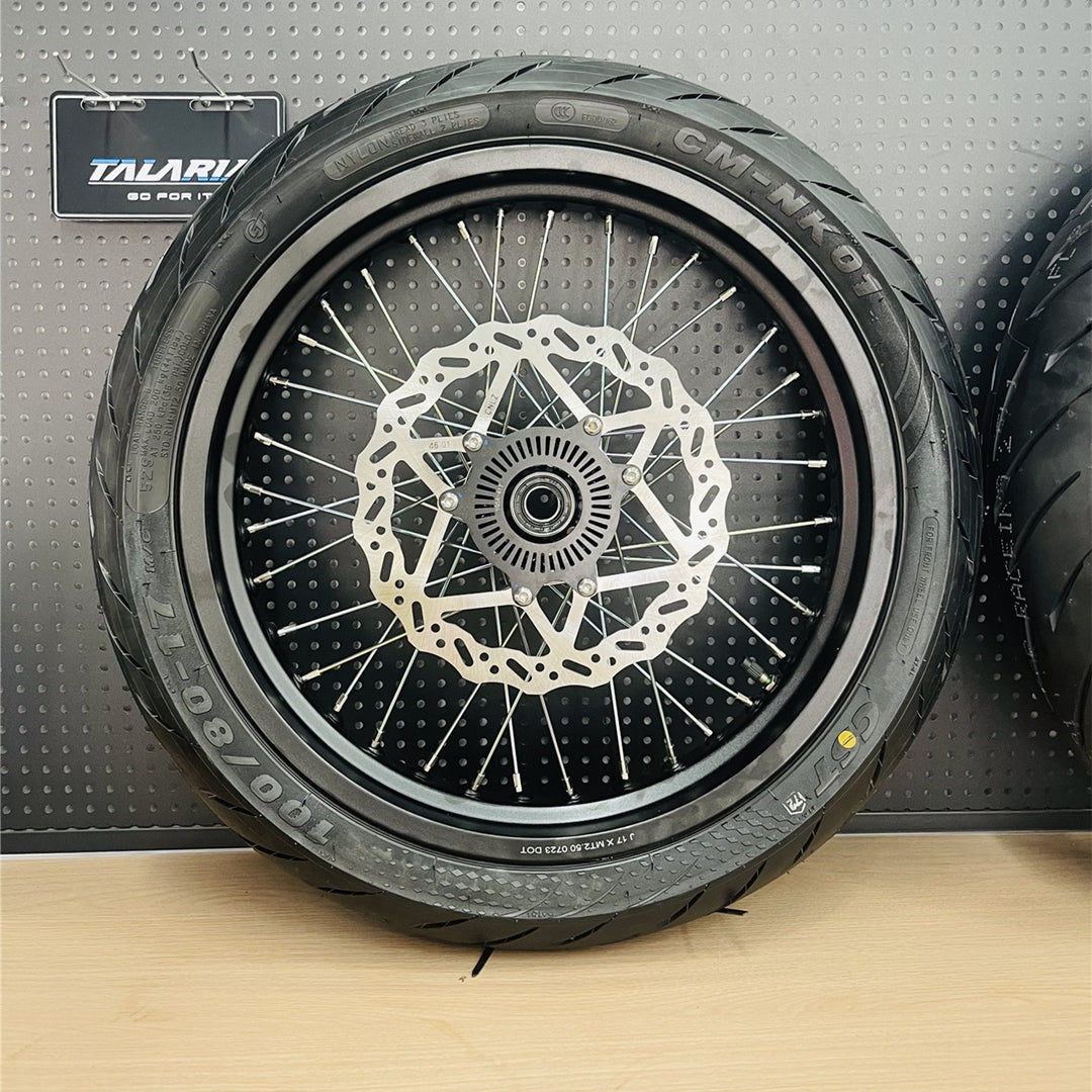 Ultra Bee Supermotos 17"