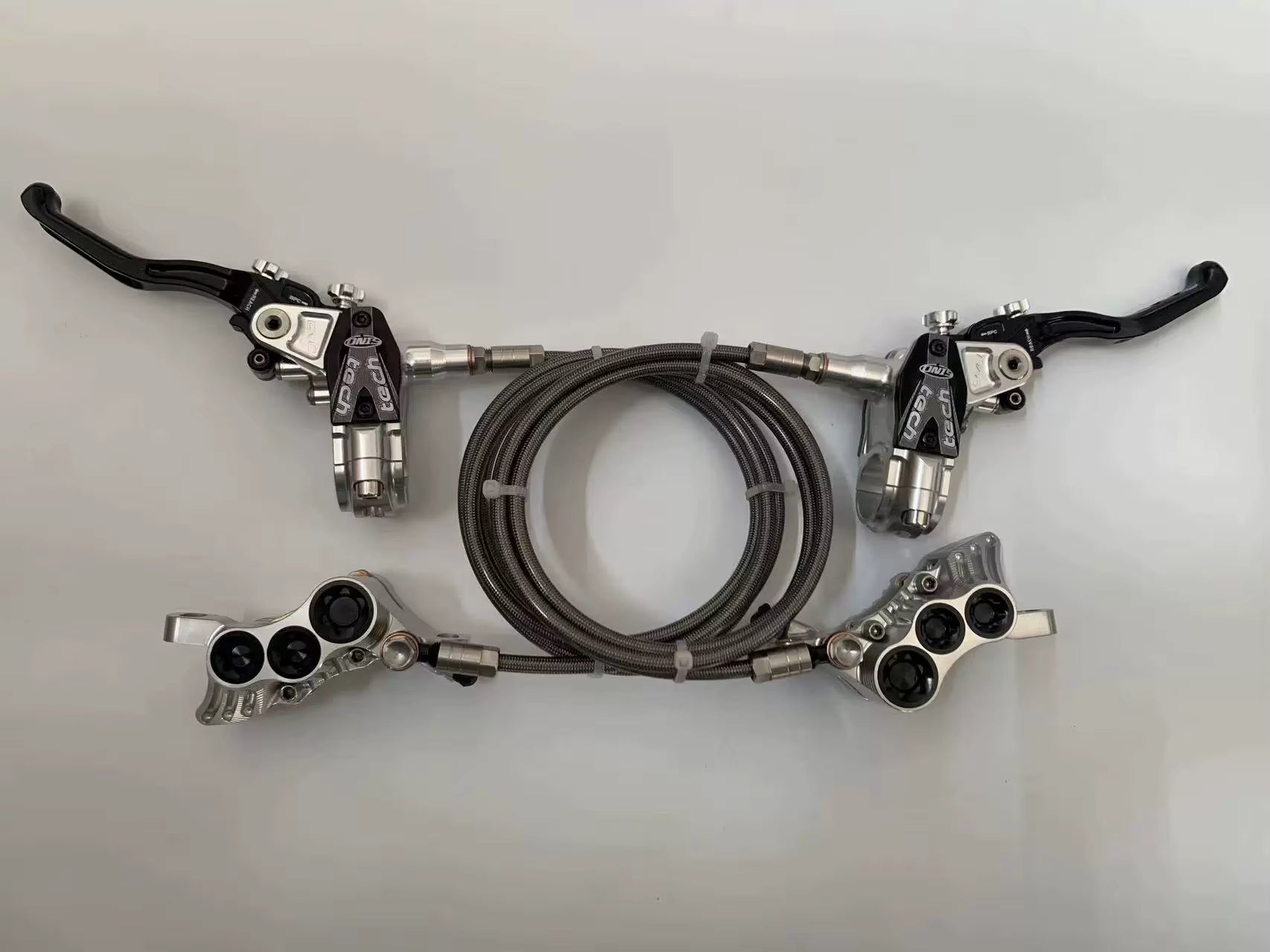 Dnis 6-Piston Brakes