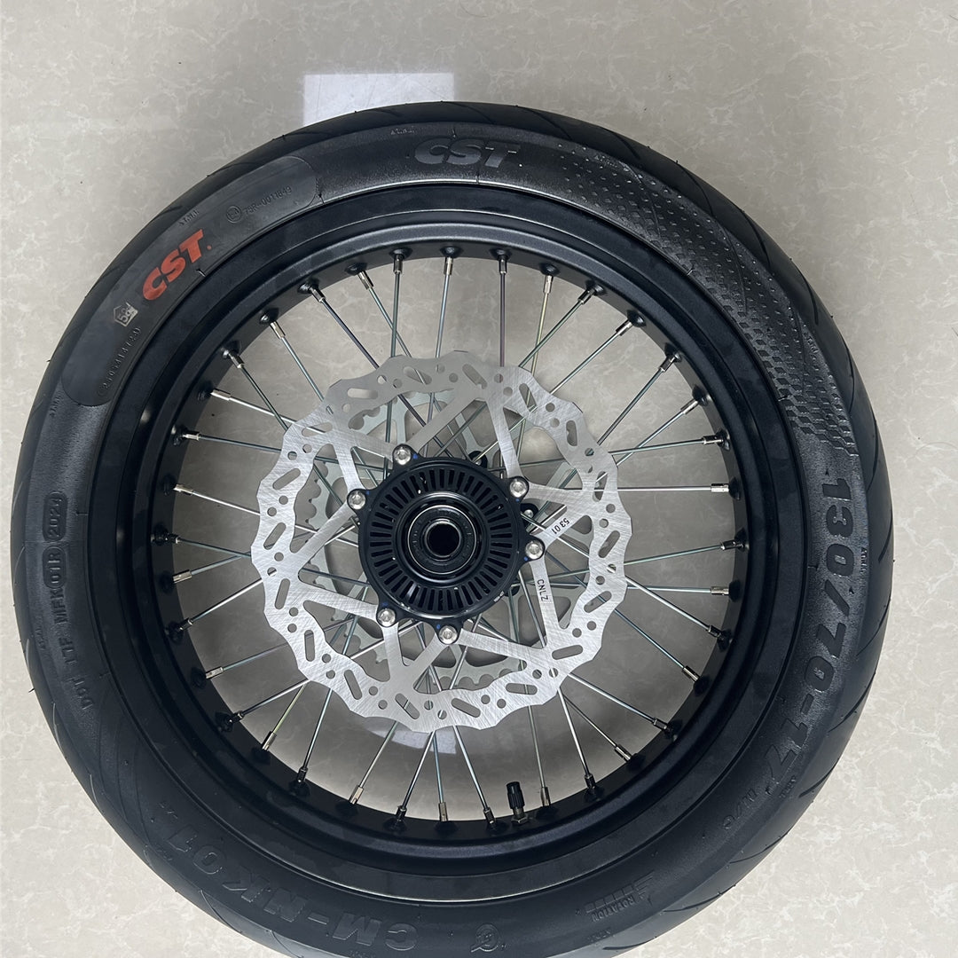 Ultra Bee Supermotos 17"